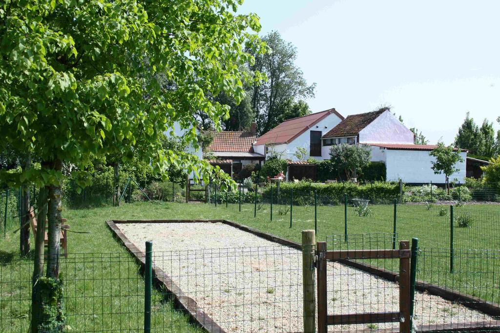 B&B 'T Wit Reigertje Oudenburg Exterior foto